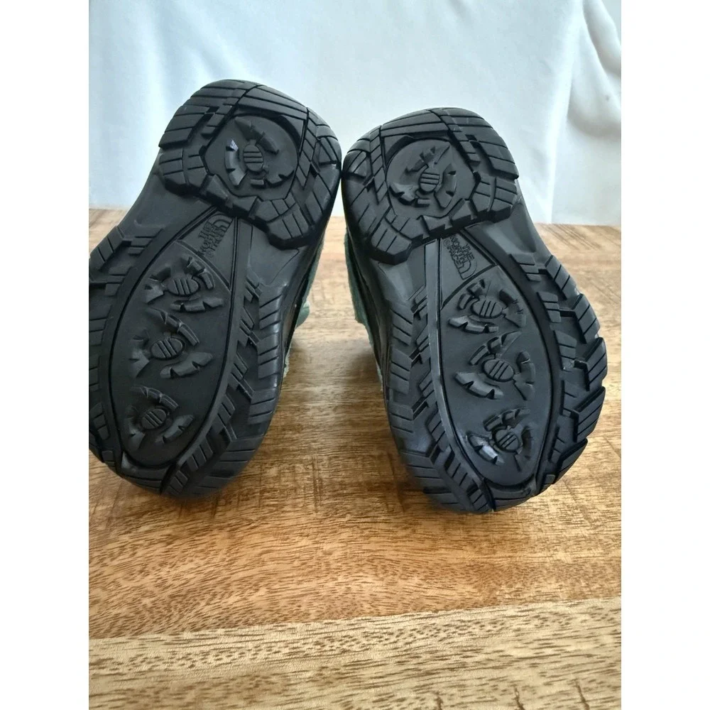 North Face Toddler Alpenglow II Waterproof Snow Boot Pull-On Size 4